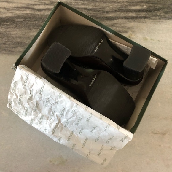 NWT FeetFirst Deep Maroon Italian Leather Pumps size 9b (39) - Picture 12 of 16